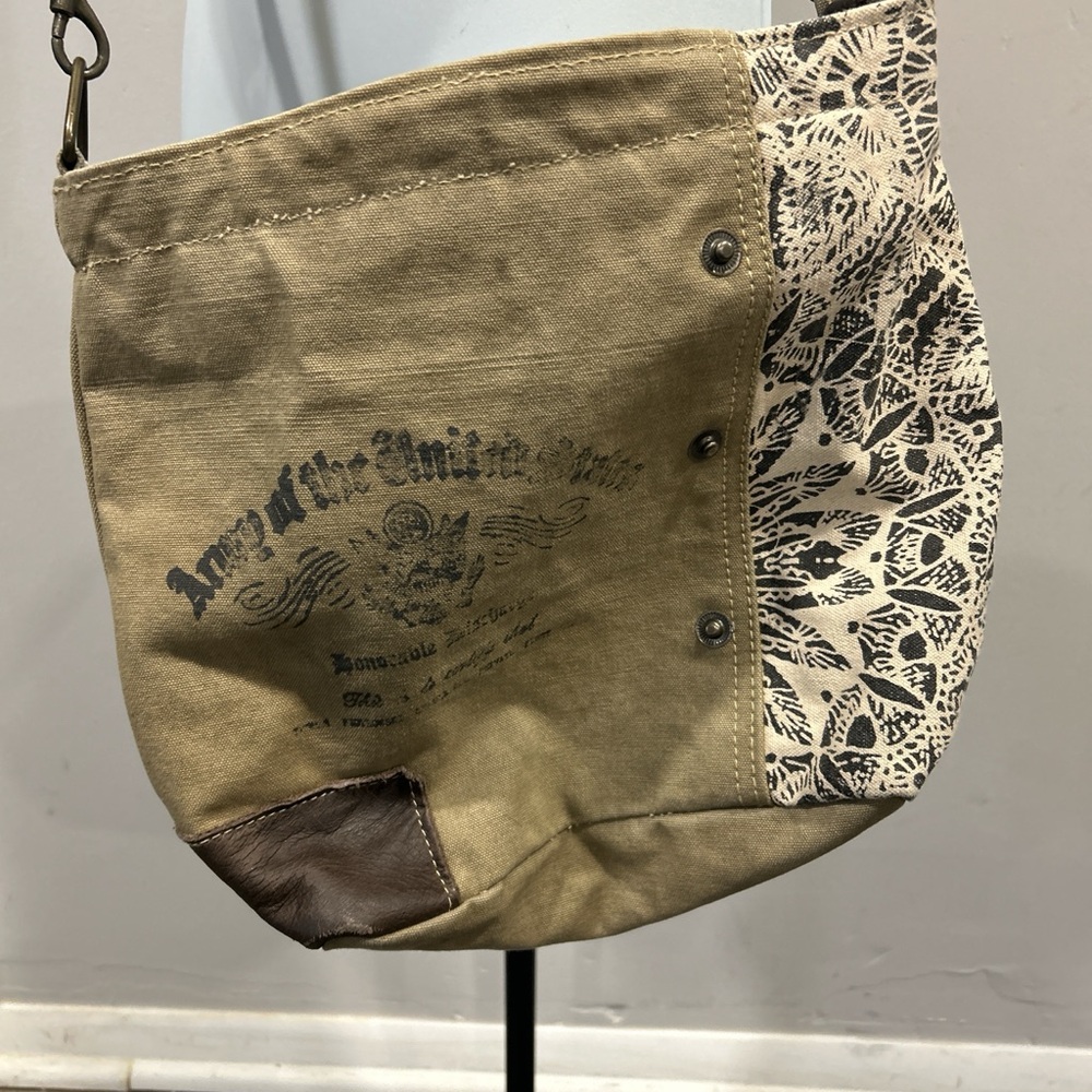 Vintage-Inspired Khaki and Brown Crossbody Bag #1